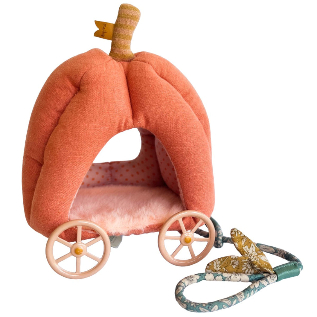 Pumpkin Carriage, Mouse