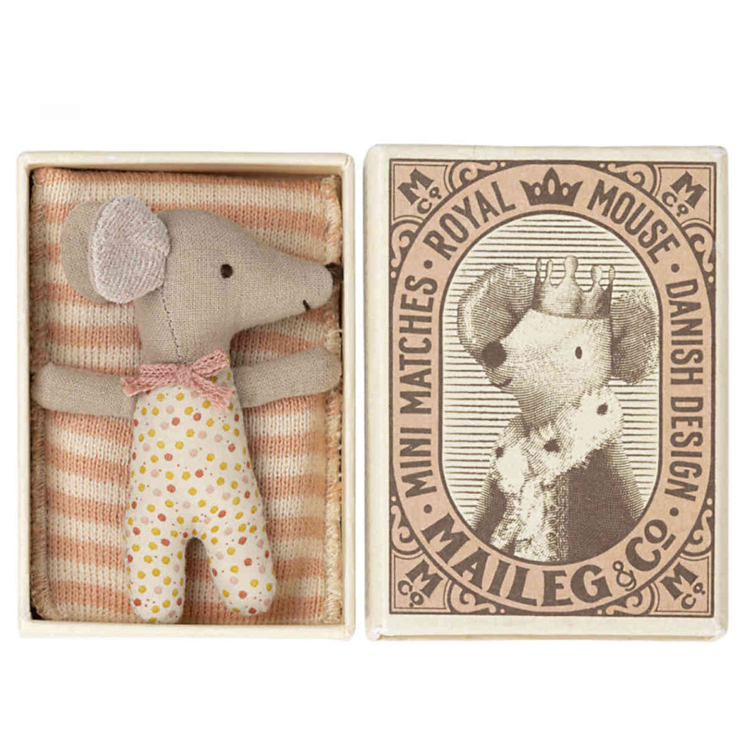 Sleepy/wakey baby mouse in matchbox - Rose