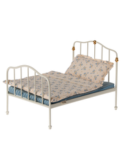 Bed, Parent Mouse - Off White