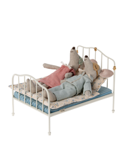 Bed, Parent Mouse - Off White