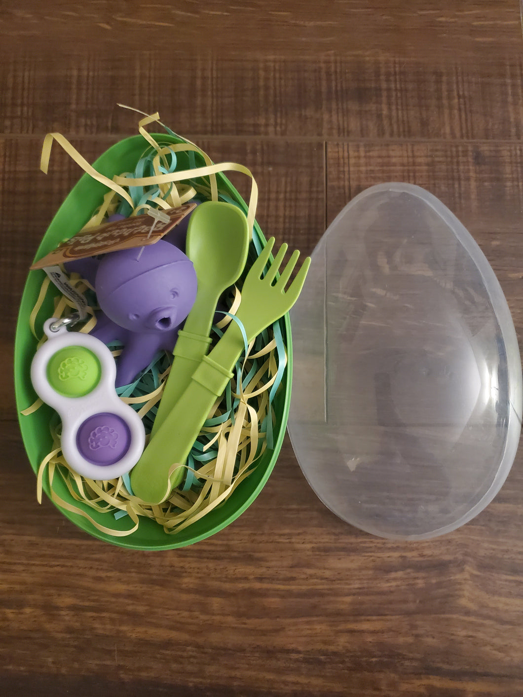 Easter Egg Green With Octopus, Fork And Spoon, and Key Chain