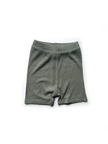 RIBBED BIKER SHORT - FERN
